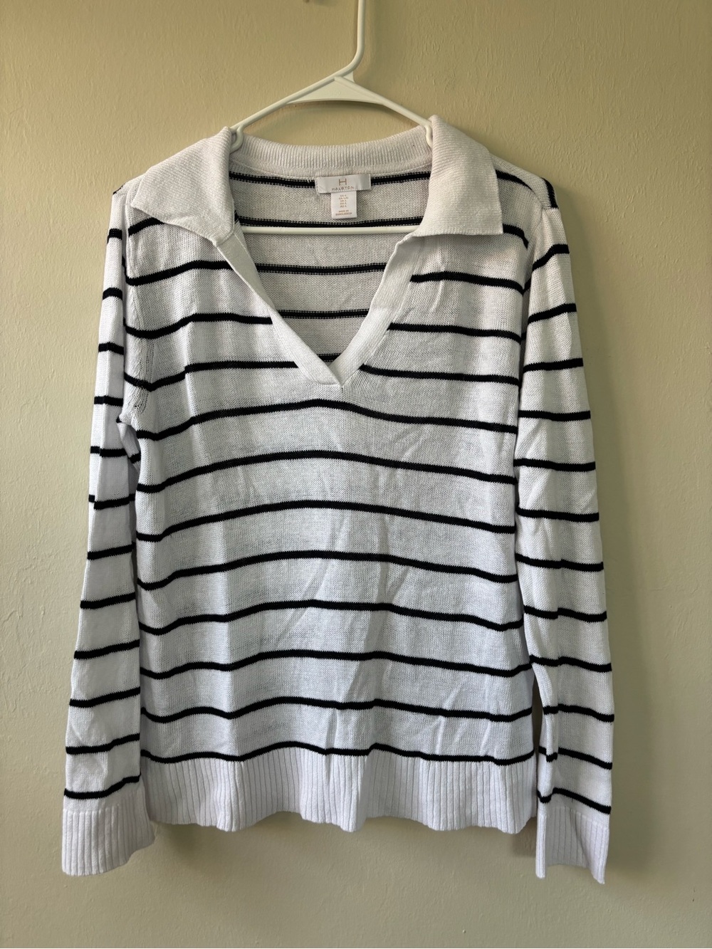 Halston Women’s Size Large Sweater Lightweight Linen Blend V Neck Collared